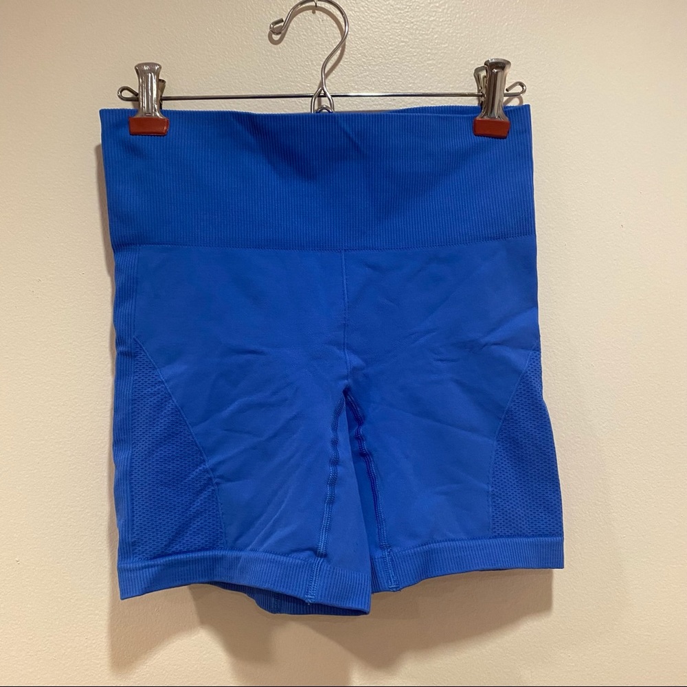 Lululemon athletic high rise spandex short blue